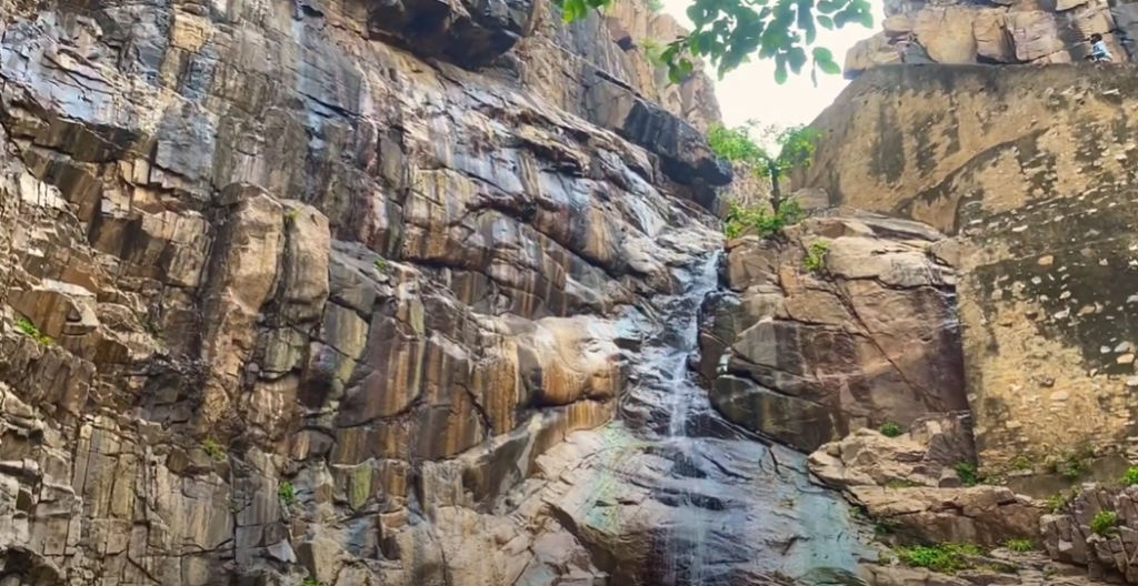 Garwaji Waterfall